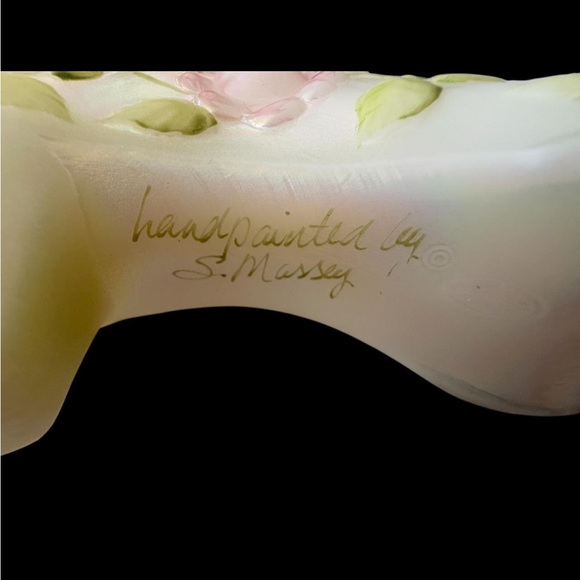 SIGNED FENTON ART GLASS VICTORIAN SHOE HAND PAINTED CABBAGE ROSE - Picture 3 of 9